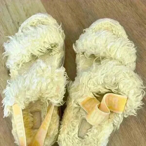 Ugg yellow furry open toe sandal with elastic heel band